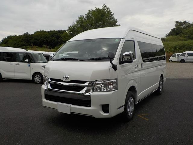 Toyota HIACE WAGON 2026 — фото автомобиля 1
