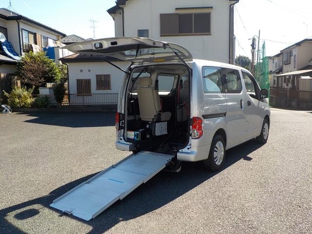 Nissan NV200 VANETTE VAN 2020 — фото автомобиля