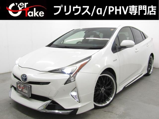 Toyota PRIUS 2018 — фото автомобиля 1
