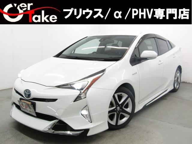 Toyota PRIUS 2017 — фото автомобиля 1