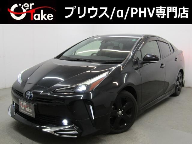 Toyota PRIUS 2021 — фото автомобиля