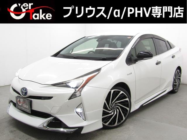 Toyota PRIUS 2017 — фото автомобиля 1
