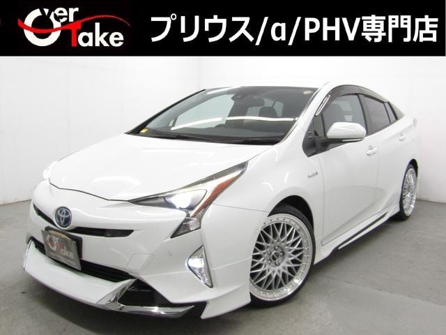 Toyota PRIUS 2016 — фото автомобиля