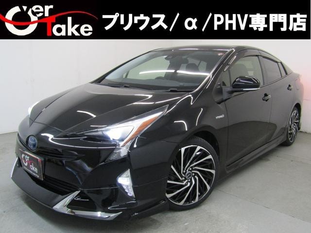 Toyota PRIUS 2016 — фото автомобиля 1
