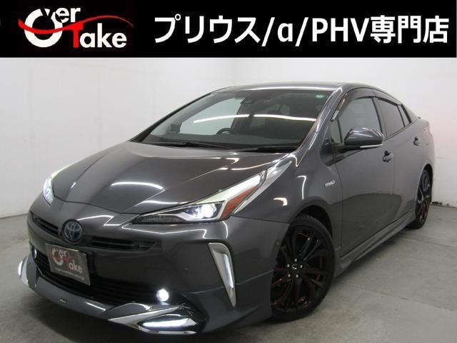 Toyota PRIUS 2019 — фото автомобиля