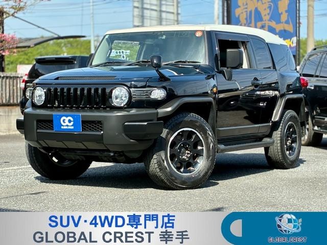 Toyota FJ CRUISER 2016 — фото автомобиля