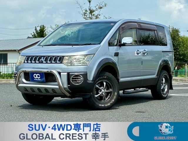 Mitsubishi DELICA D:5 2013 — фото автомобиля