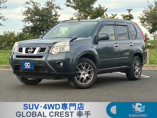 Nissan X-TRAIL 2013 — фото автомобиля