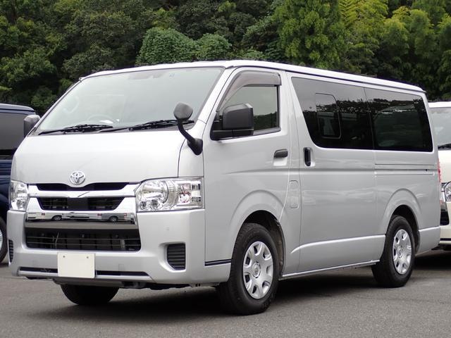 Toyota HIACE VAN 2022 — фото автомобиля 1