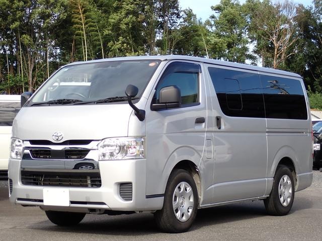 Toyota HIACE VAN 2022 — фото автомобиля 1
