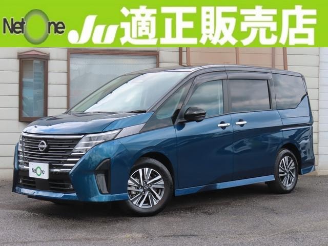 Nissan SERENA 2023 — фото автомобиля 1