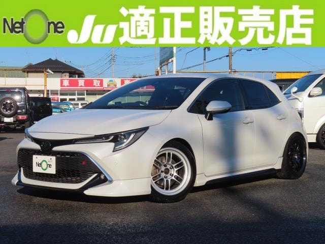 Toyota COROLLASPORT 2020 — фото автомобиля 1