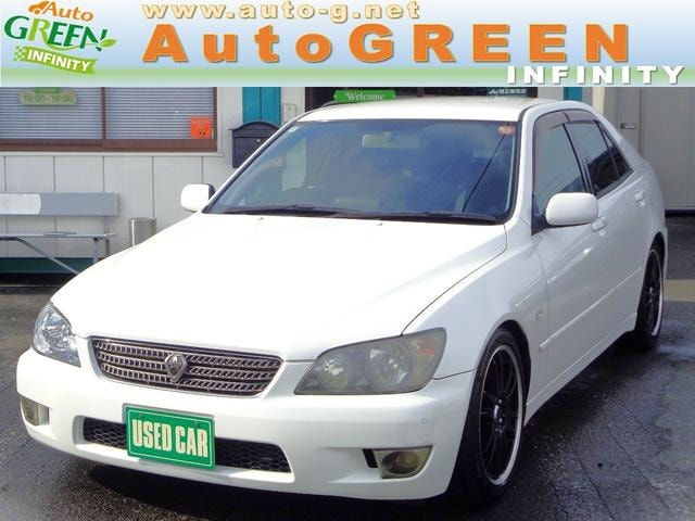 Toyota ALTEZZA 2004 — фото автомобиля 1