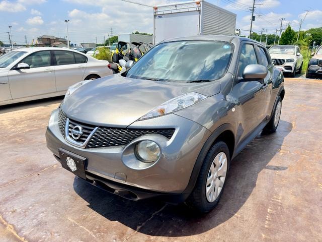 Nissan JUKE 2011 — фото автомобиля
