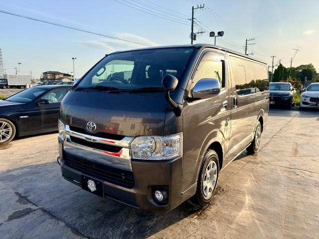 Toyota HIACE VAN 2020 — фото автомобиля 1