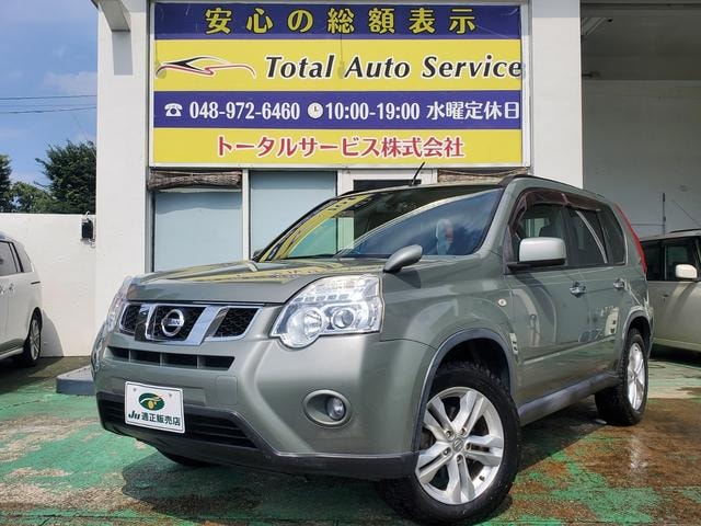 Nissan X-TRAIL 2012 — фото автомобиля 1