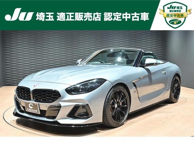 Bmw Z4 2023 — фото автомобиля