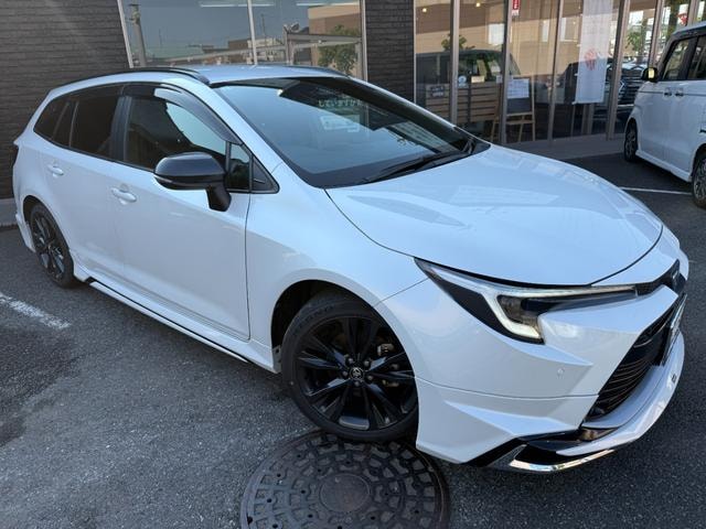 Toyota COROLLA TOURING 2023 — фото автомобиля