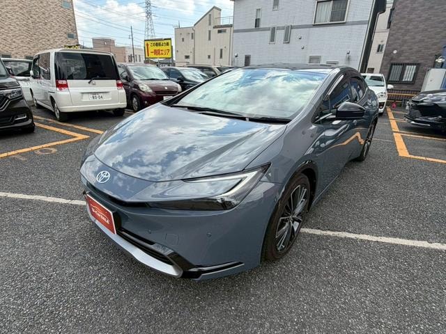 Toyota PRIUS 2023 — фото автомобиля 1