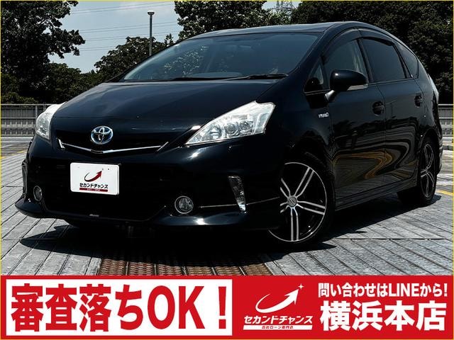 Toyota PRIUS ALPHA 2012 — фото автомобиля