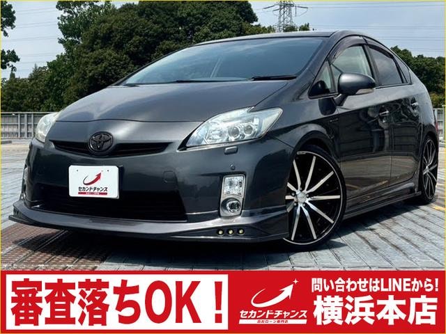 Toyota PRIUS 2010 — фото автомобиля 1