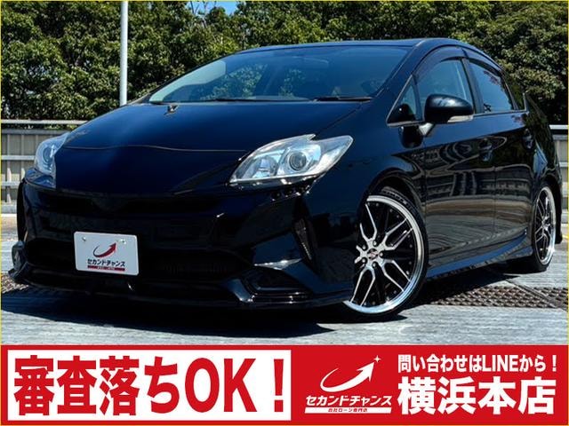 Toyota PRIUS 2010 — фото автомобиля 1
