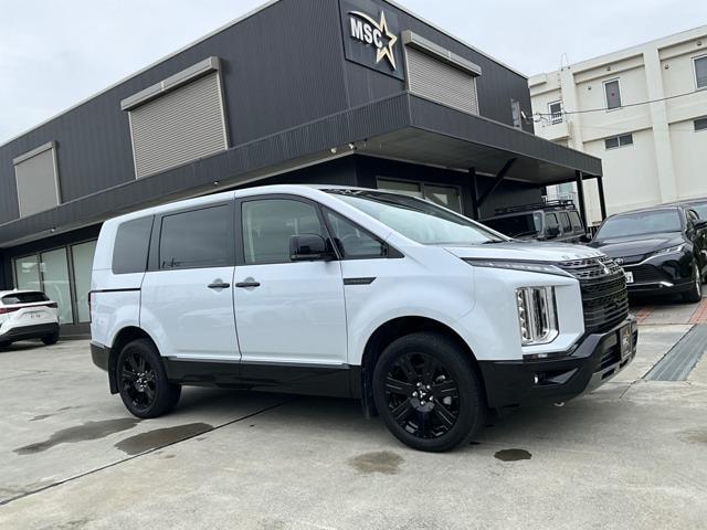 Mitsubishi DELICA D:5 2024 — фото автомобиля 1