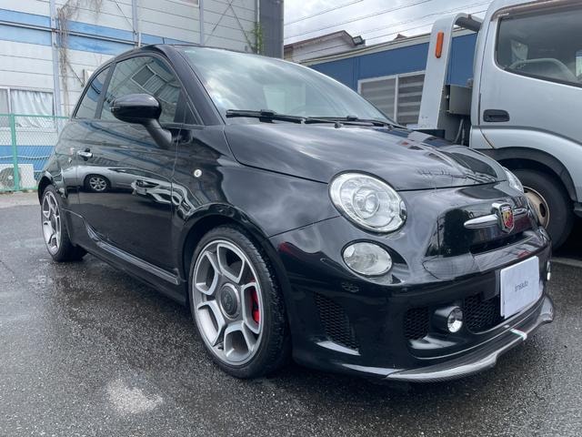 Abarth 595 2015 — фото автомобиля 1