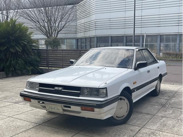 Nissan SKYLINE 1986 — фото автомобиля