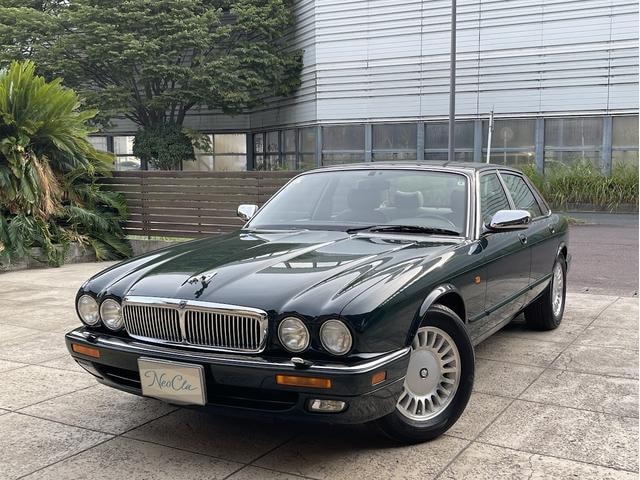 Jaguar XJ 1996 — фото автомобиля 1
