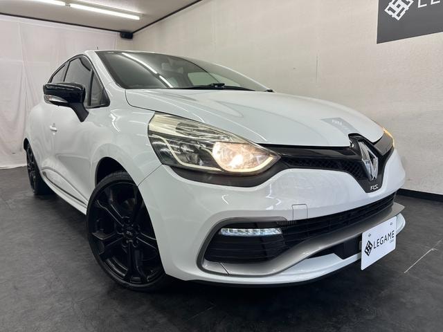 Renault LUTECIA 2015 — фото автомобиля 1