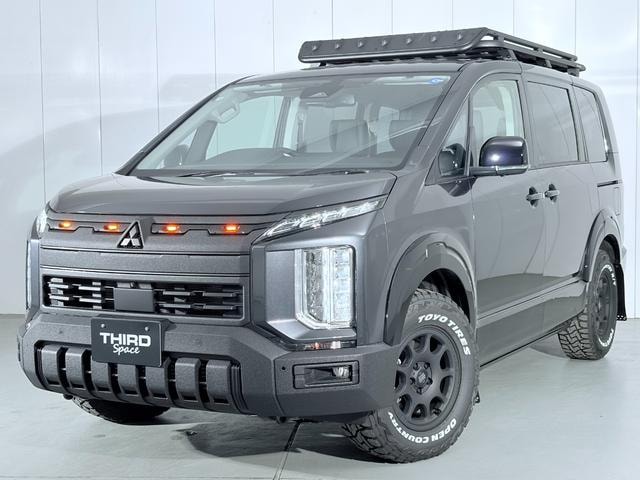 Mitsubishi DELICA D:5 2026 — фото автомобиля