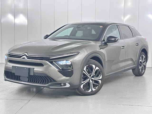 Citroen C5 X 2023 — фото автомобиля 1