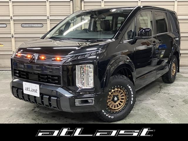 Mitsubishi DELICA D:5 2026 — фото автомобиля