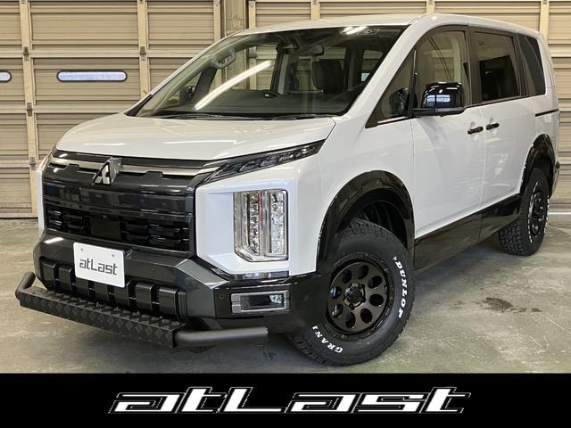 Mitsubishi DELICA D:5 2026 — фото автомобиля
