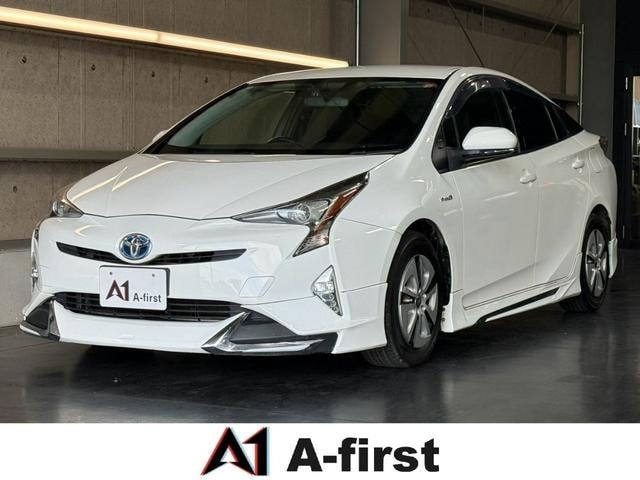 Toyota PRIUS 2017 — фото автомобиля 1