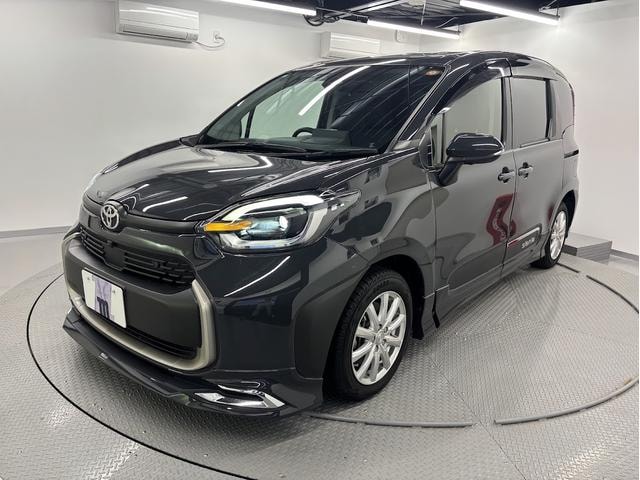 Toyota SIENTA 2023 — фото автомобиля 1