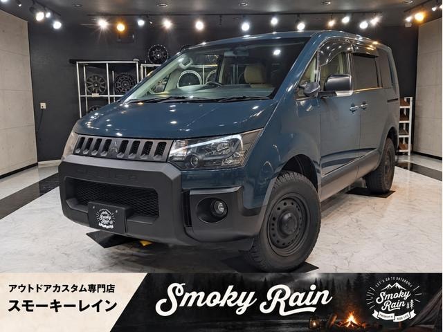 Mitsubishi DELICA D:5 2017 — фото автомобиля