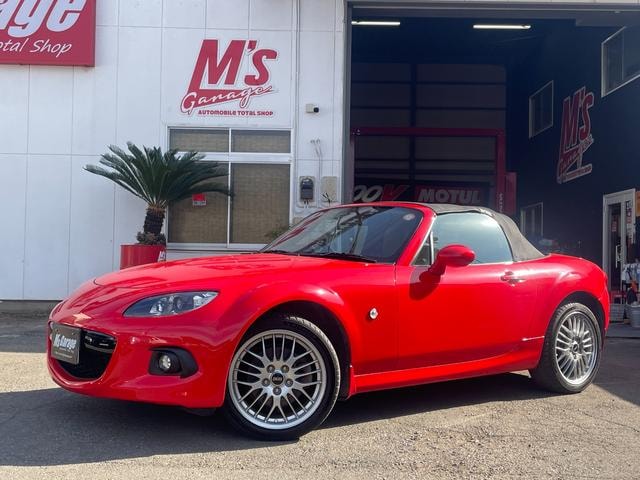 Mazda ROADSTER 2010 — фото автомобиля 1