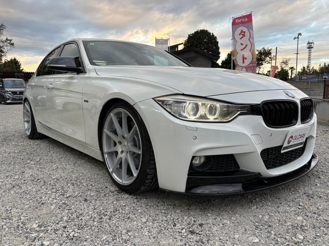 Bmw 3 SERIES 2013 — фото автомобиля