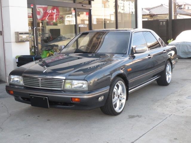 Nissan GLORIA CIMA 1990 — фото автомобиля