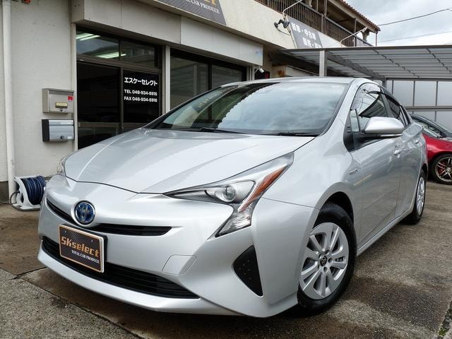 Toyota PRIUS 2017 — фото автомобиля 1