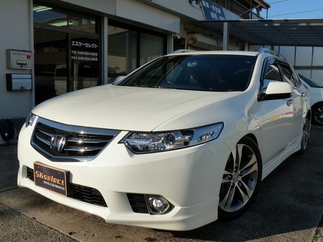 Honda ACCORD TOURER 2011 — фото автомобиля