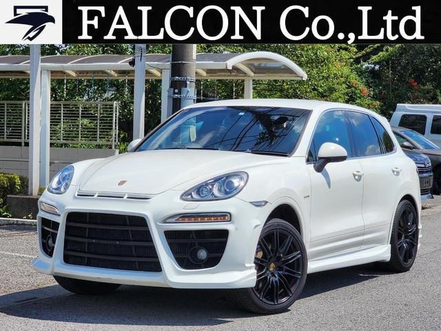 Porsche CAYENNE 2011 — фото автомобиля 1