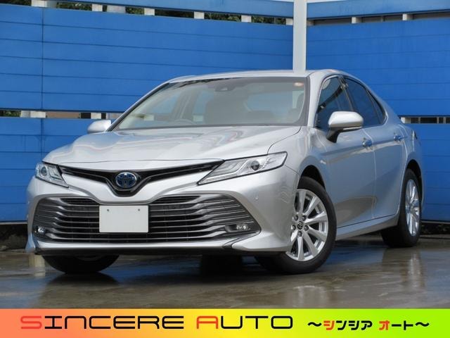 Toyota CAMRY 2020 — фото автомобиля