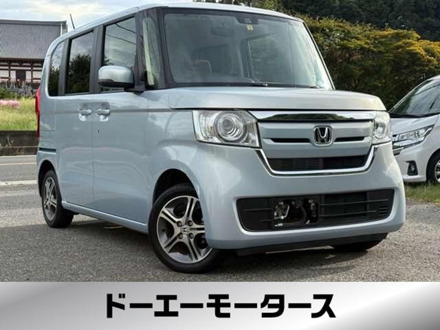 Honda N-BOX 2018 — фото автомобиля 1