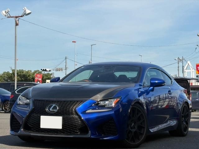 Lexus RC F 2017 — фото автомобиля