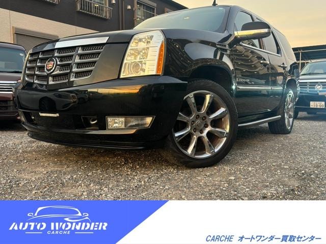 Cadillac ESCALADE 2010 — фото автомобиля 1