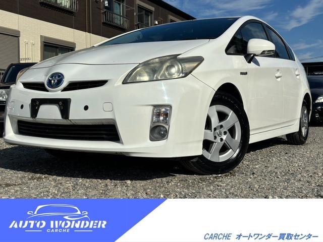 Toyota PRIUS 2011 — фото автомобиля