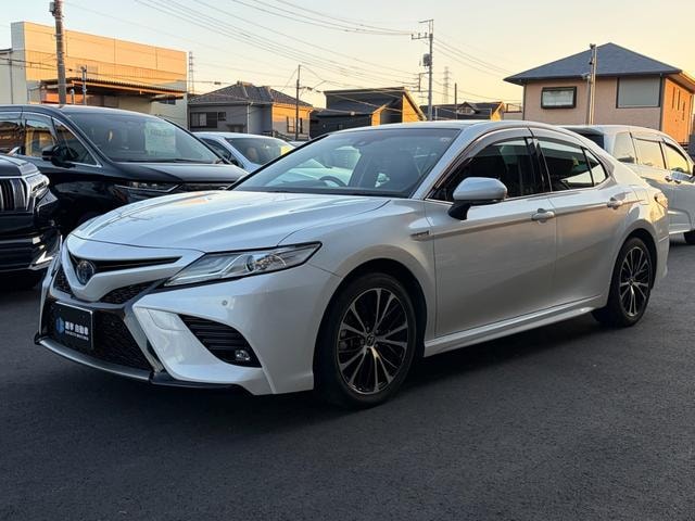 Toyota CAMRY 2018 — фото автомобиля